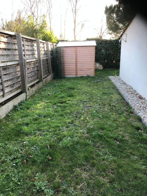 Saint Vivien De Medoc: Jolie Maison Medocaine Exteriér fotografie
